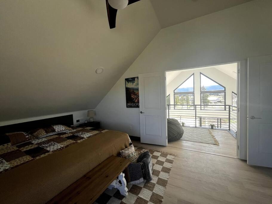 Red Rock Retreat Stunning Floor To Ceiling Views Villa Hatch Exterior foto