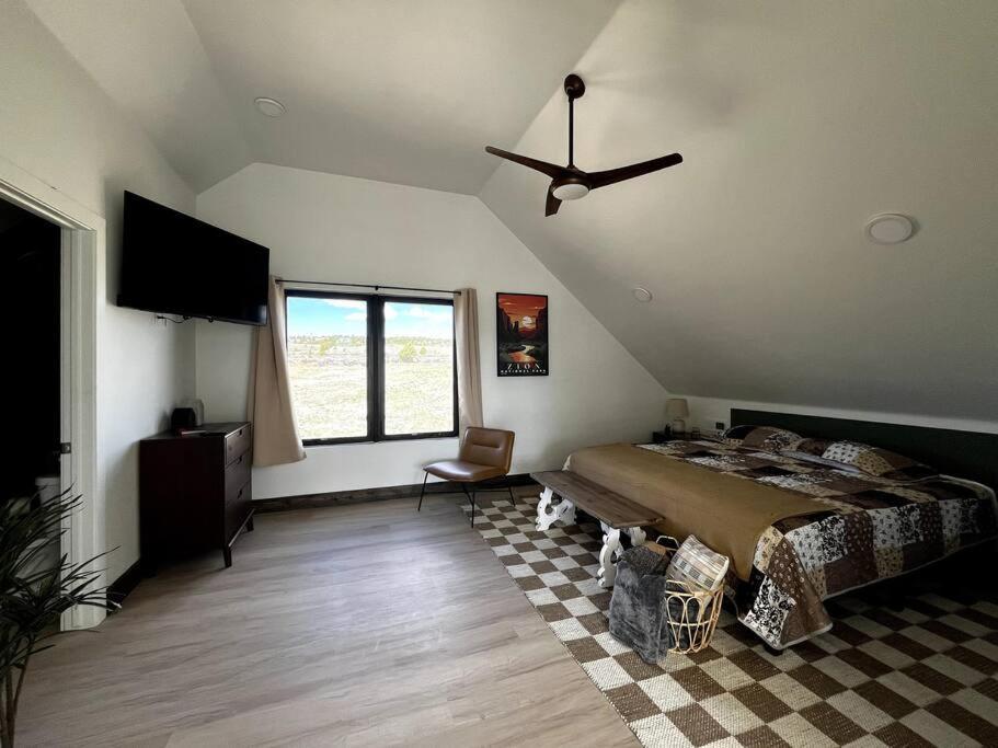 Red Rock Retreat Stunning Floor To Ceiling Views Villa Hatch Exterior foto